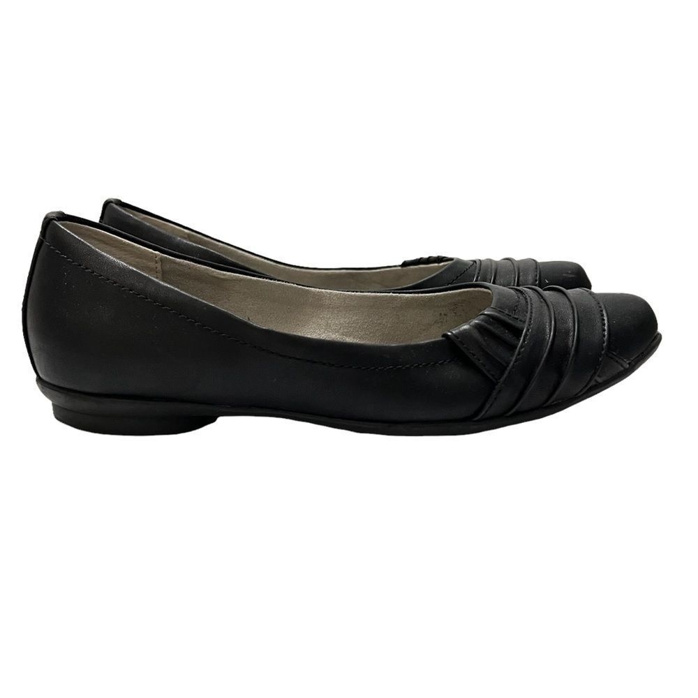 Cliffs Black Flats Size 8.5